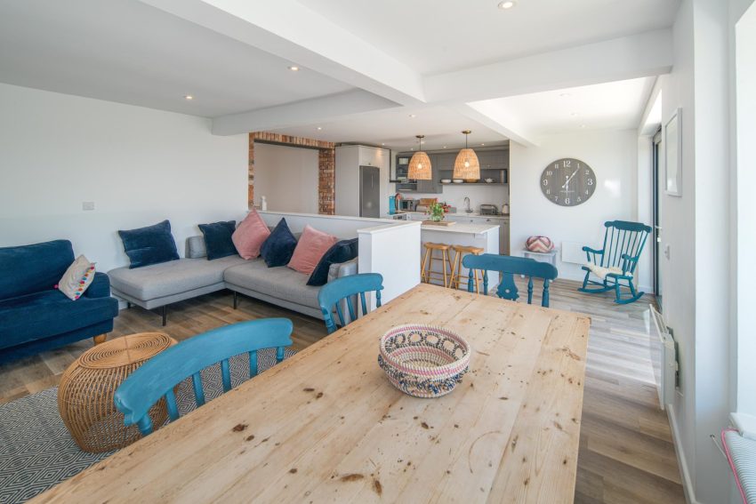 Open plan sitting room and kitchen