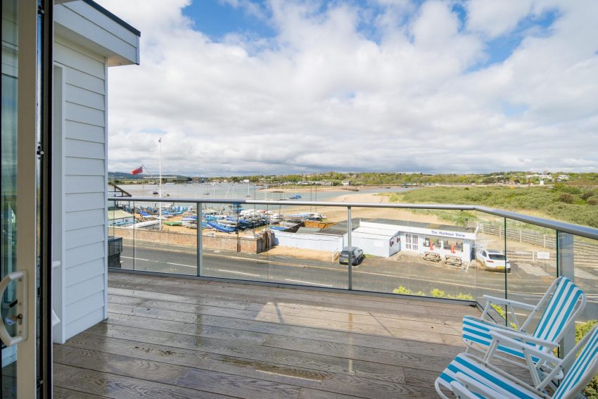 Harbour Strand image