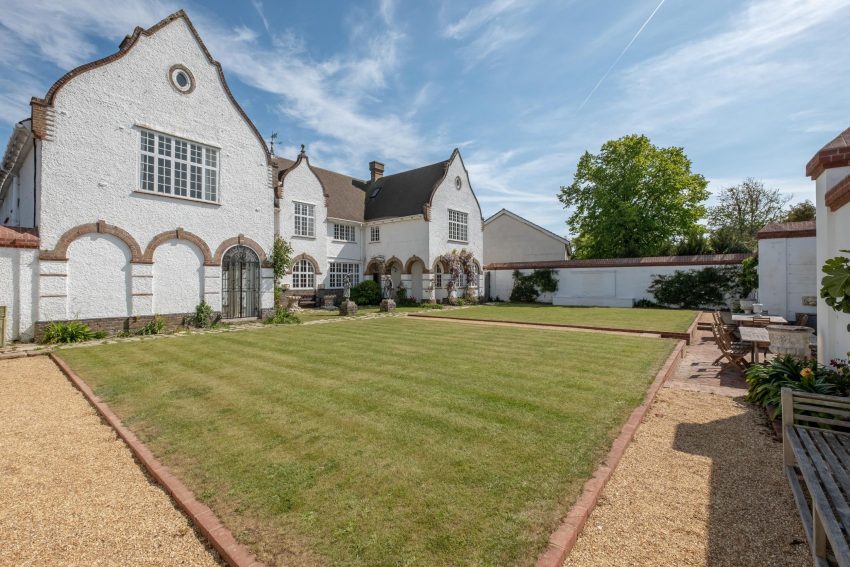 The White House image