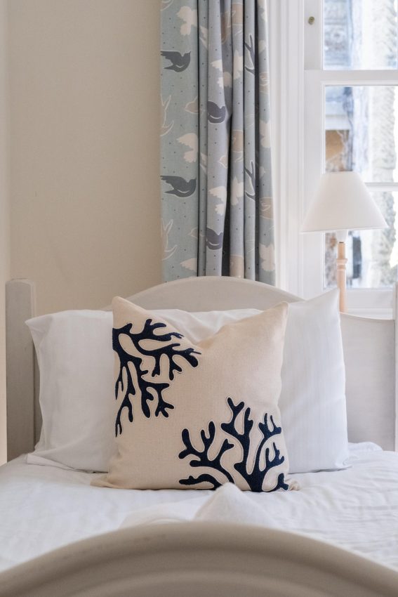 Trelawny Lodge image