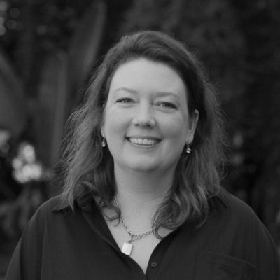 head shot of emily lyle