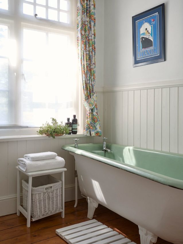 West Ingle image